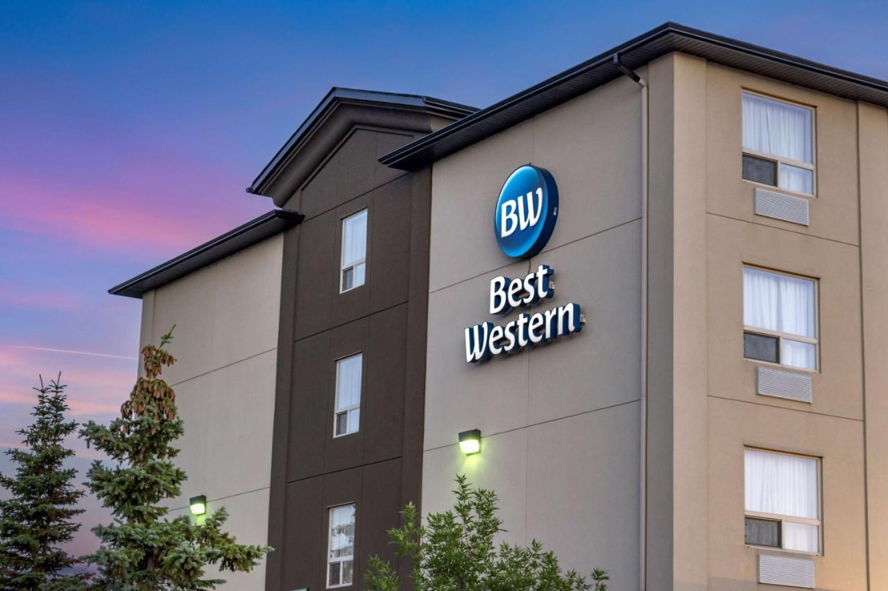 Best Western Bonnyville Inn & Suites Buitenkant foto